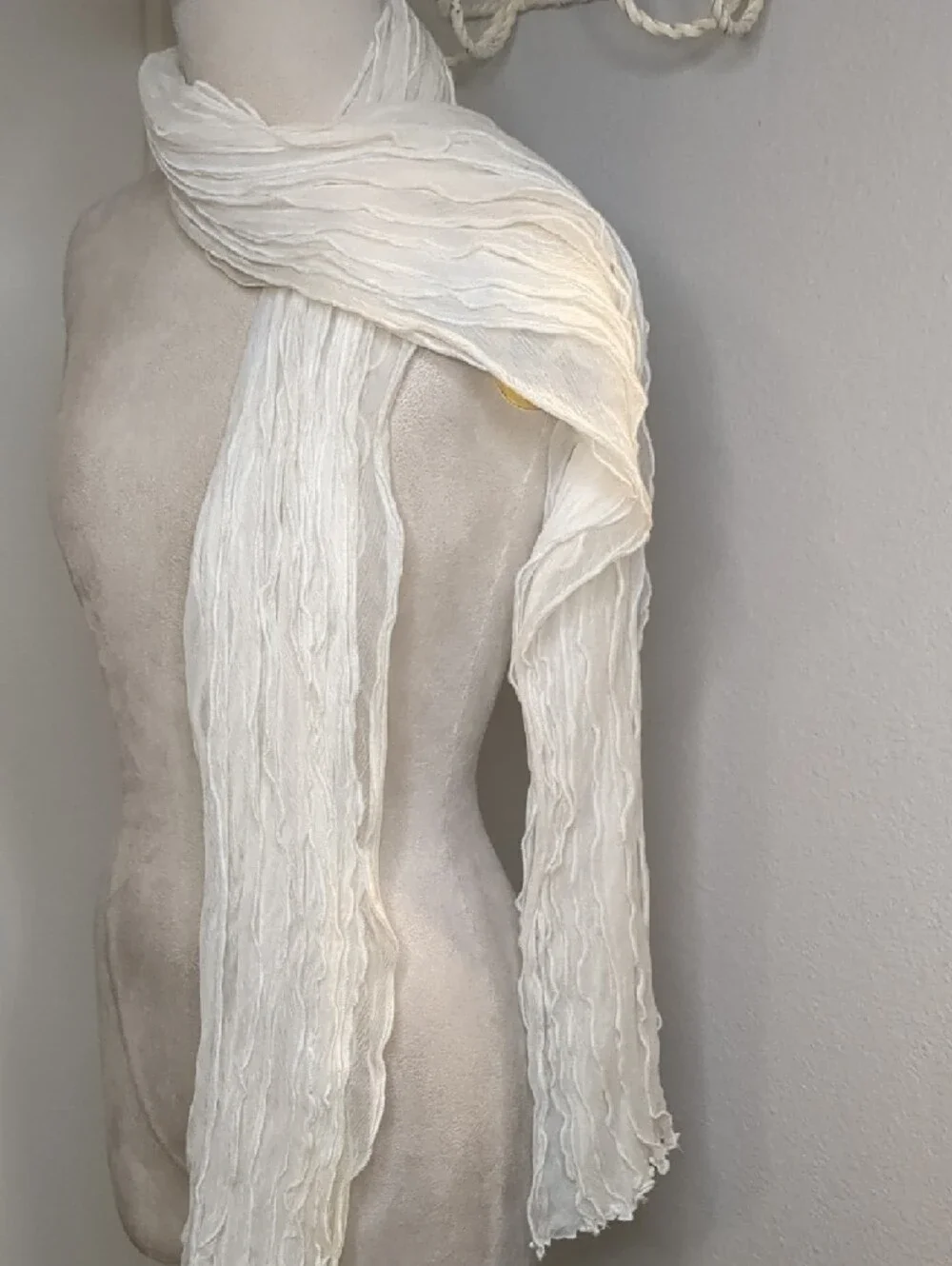 Lauren Ralph Lauren Ivory Ruffled Scarf Shawl Wrap Elegant Sheer